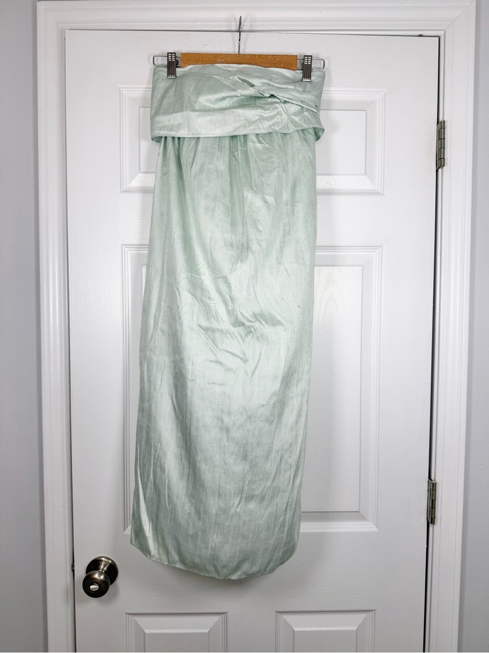 Julia Amory Size S • Cartagena Pale Green Silk Wrap Midi Skirt Tie Waist. - Picture 3 of 5